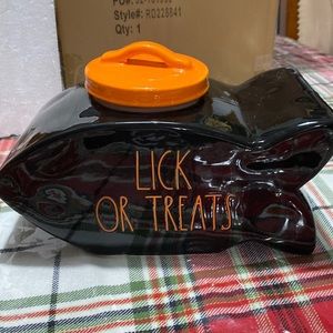 Halloween cookie jar